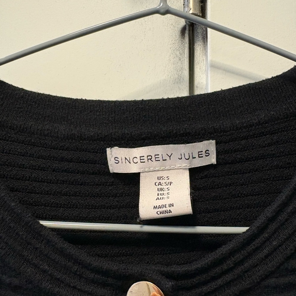 Sincerely Jules Black Ribbed Button-Front Cropped Jacket - Picture 3 of 3